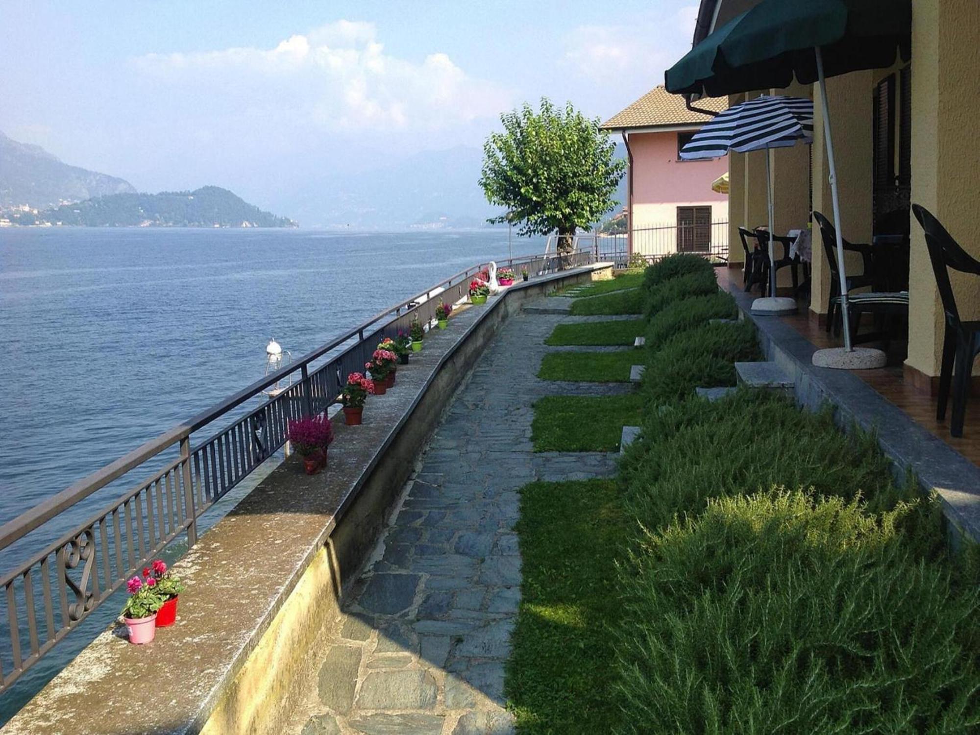 Apartments Paganini Леццено Екстер'єр фото